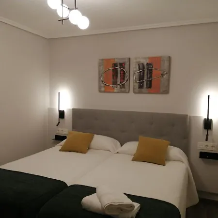 アパート Lugar Especial, Gran Patio, Junto Al Ayuntamiento ビルバオ