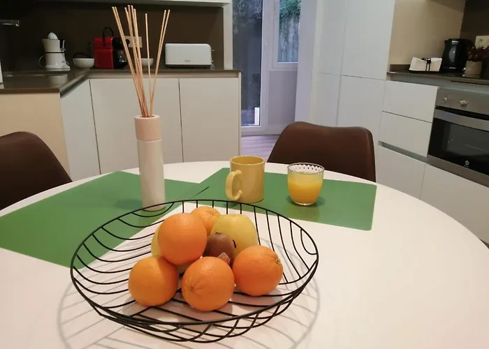 Apartment Lugar Especial, Gran Patio, Junto Al Ayuntamiento Bilbao