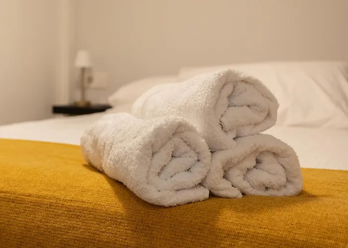 Lugar Especial, Gran Patio, Junto Al Ayuntamiento *