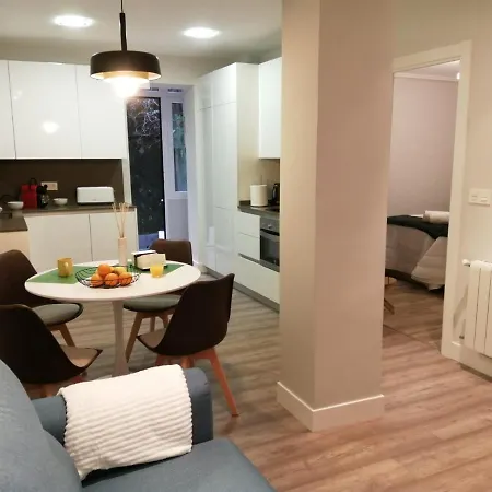 Lugar Especial, Gran Patio, Junto Al Ayuntamiento Bilbao